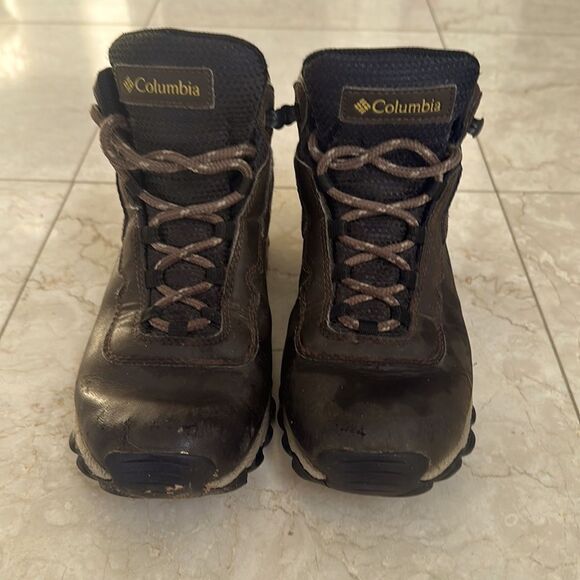 Columbia Children's Hiking Boots - size 4 - Picture 1 of 5